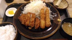 とんかつ　ヤンゴン